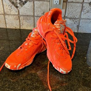 Orange Adidas basketball shoes EUC size 8